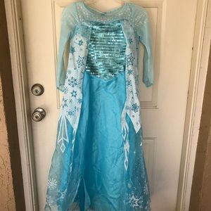 Elsa Dress Frozen Dress w/ Cape size Med 7-8